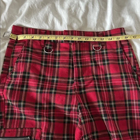 Hot Topic Red Plaid Cargo Jogger Pants 7 - Picture 5 of 7